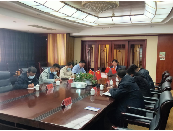 兗州中材黨委委員、副總經(jīng)理顏景祥到河南片區(qū)黨支部講授專題黨課